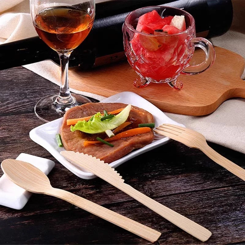use of bamboo knife, fork and spoon set